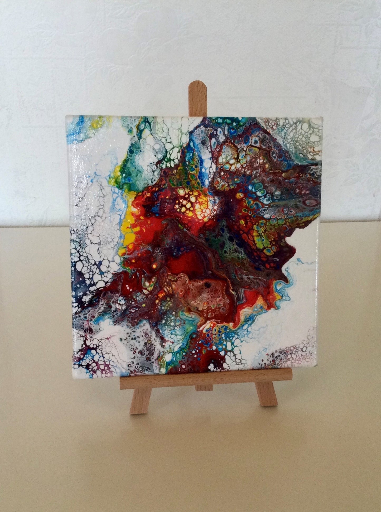 Acrylinque pouring Primaires 20x20 sur chevalet